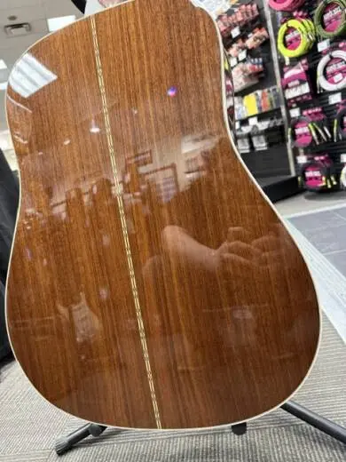 2006 Martin Guitars - D-28 2